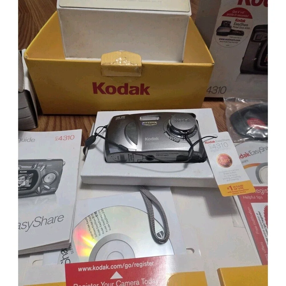 Kodak EasyShare CX4310 3.1MP Digital Camera COMPLETE In Box Tested Works Manuals